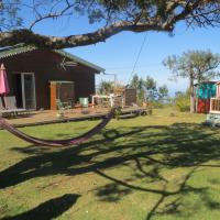 Parties communes avec cabanon de lecture et de repos.